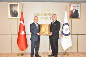 İstanbul Medeniyet Üniversitesi Rektörü Prof. Dr. Gülfettin Çelik, Rektör Karahasanoğlu’nu ziyaret ederek yeni görevi vesilesiyle tebrik etti.